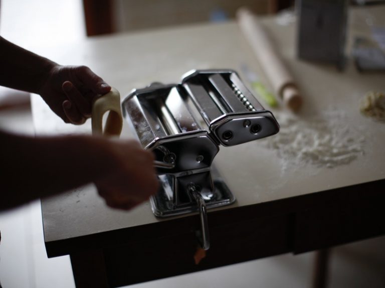 The 7 Best Pasta Makers Under $100