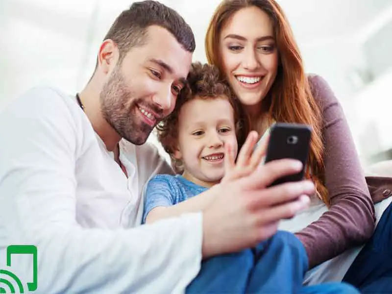 Sprint-Family-Cell-Phone-Plans-and-devices